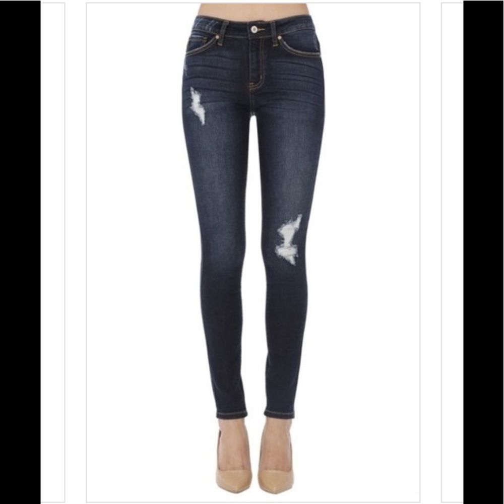KanCan Distressed Skinny Jeans